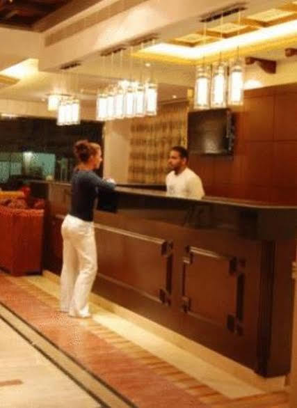 La Rosa By Brother International Hotel