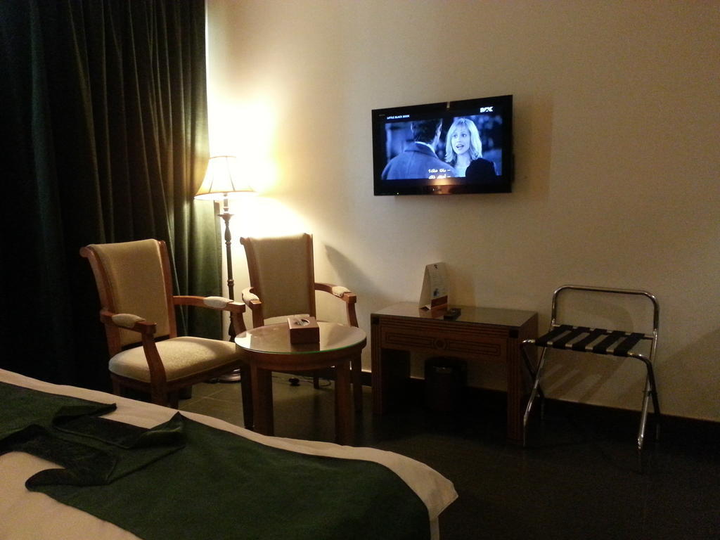 La Rosa By Brother International Hotel 3*