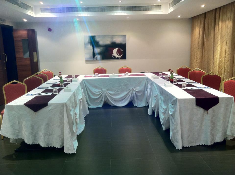 Hotel La Rosa By Brother International Maskat